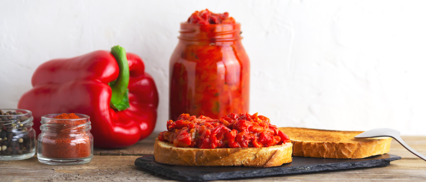 Njeno veličanstvo Paprika i od nje – AJVAR!
